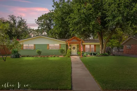 2033 River Oaks Cir, Abilene, TX 79605