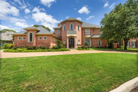 4816 Overton Hollow St, Fort Worth, TX 76109