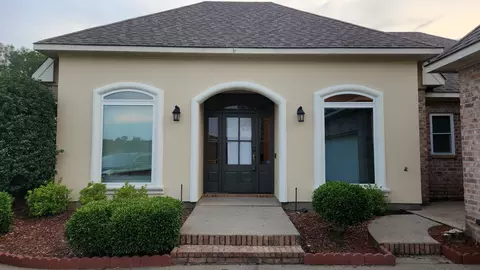 55 Fairway Cir, Haughton, LA 71037