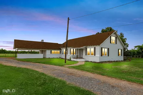 8976 Dixie Shreveport Rd, Belcher, LA 71004