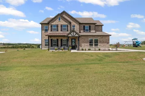 161 Hillock Ct, Decatur, TX 76234
