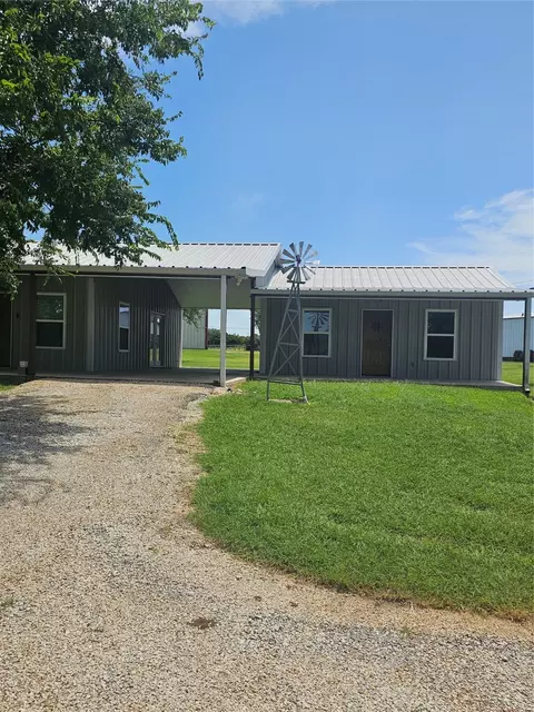 236 Deer Shadow Cir, Whitney, TX 76692