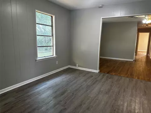 Living - 400 E Liberty St, Pilot Point, TX 76258 photo 4 of 5