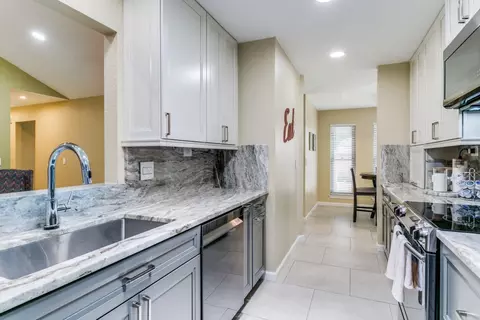 520 Mel Ct, Euless, TX 76039 photo 9