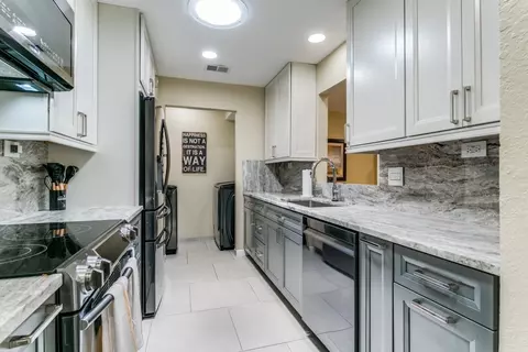 520 Mel Ct, Euless, TX 76039 photo 10