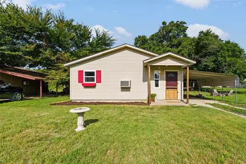 218 Greenmeadow Ln, Clyde, TX 79510