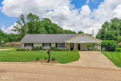 1005 E Todd Cir, Minden, LA 71055 photo 2