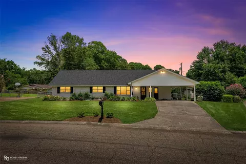 1005 E Todd Cir, Minden, LA 71055 photo 1
