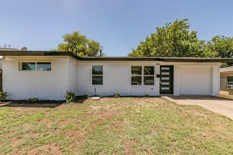 5704 Westcrest Dr, Fort Worth, TX 76134