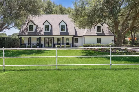 511 Shelton Dr, Colleyville, TX 76034