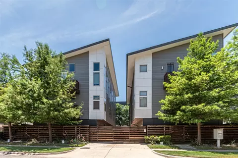 2421 N Garrett Ave #3, Dallas, TX 75206