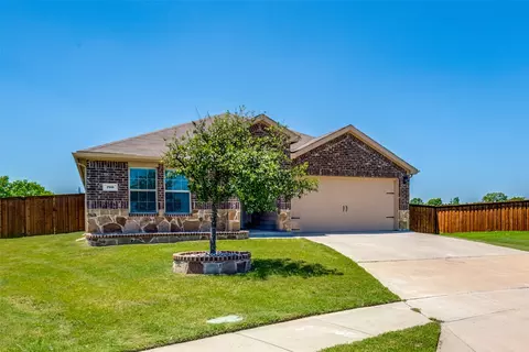 700 Meadow Creek Ln, Royse City, TX 75189