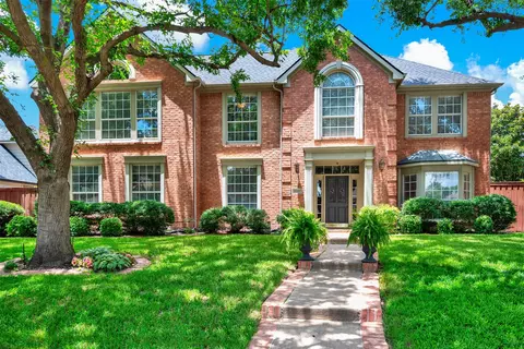 2637 Barrington Dr, Plano, TX 75093