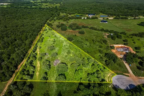 354 Trailride Ln, Nocona, TX 76255