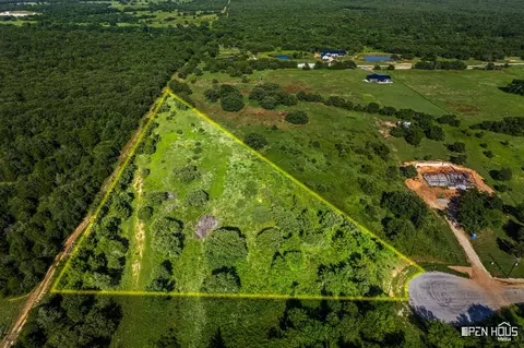 354 Trailride Ln, Nocona, TX 76255
