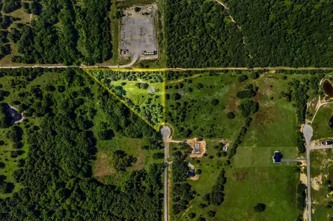 355 Trailride Ln, Nocona, TX 76255