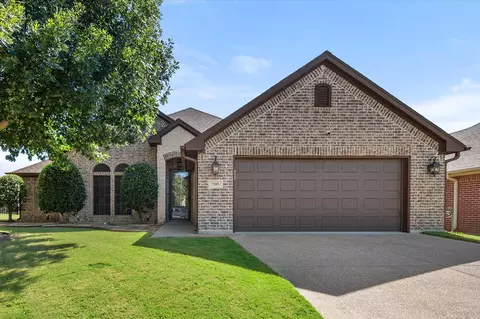 7509 Bunker Ct, Benbrook, TX 76126