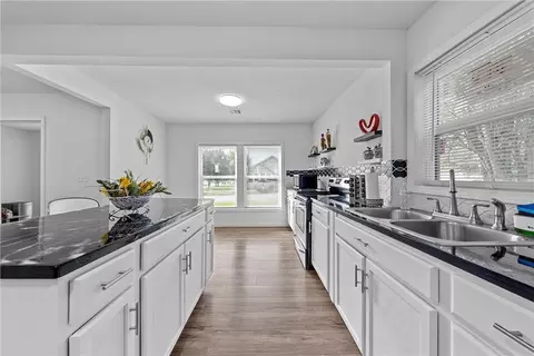 Kitchen - 1401 E Texas Ave, Mart, TX 76664 photo 3 of 3