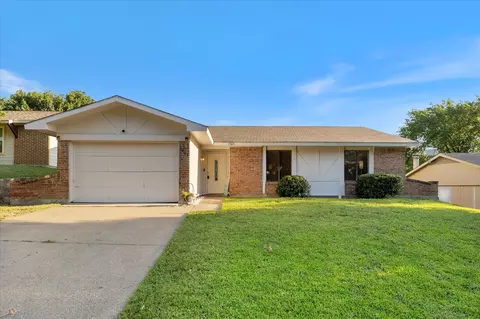 1505 Frio Ln, Garland, TX 75040