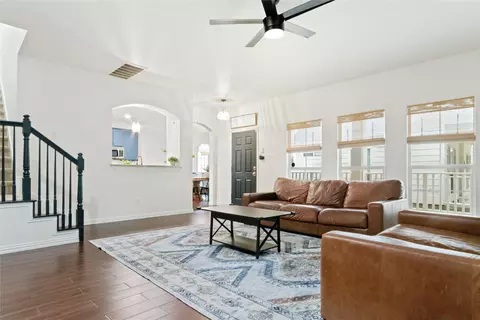 1608 Jasmine Trl, Aubrey, TX 76227