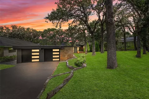 2617 Sarah Jane Ln, Fort Worth, TX 76119