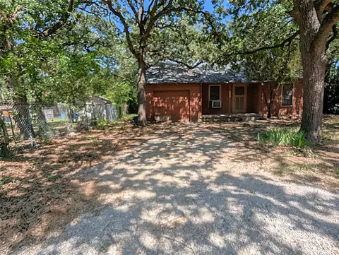 1115 Mccormick St, Denton, TX 76201