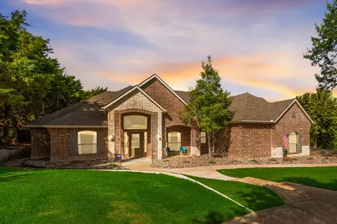 509 Twin View St, Heath, TX 75032