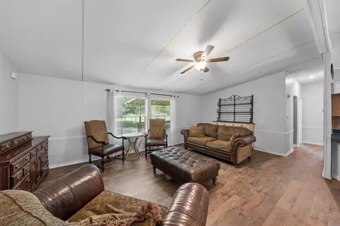 113 Presley Dr, Lorena, TX 76655 photo 4