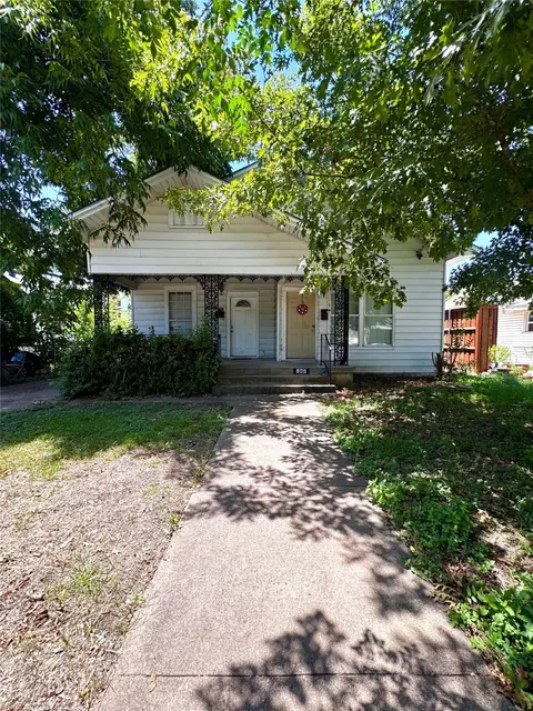 905 Grandview Ave, Dallas, TX 75223