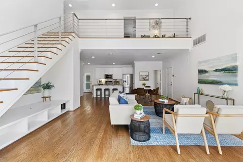 3103 Hedgerow Dr, Dallas, TX 75235