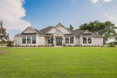40 Luther Ln, Sherman, TX 75090