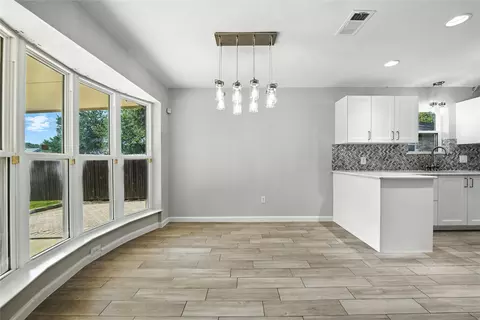 2205 Cambridge Dr, Hurst, TX 76054 photo 20