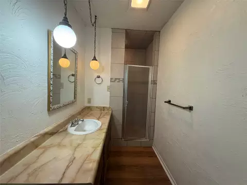Bath - 102 Aztec Cir, Comanche, TX 76442 photo 1 of 3