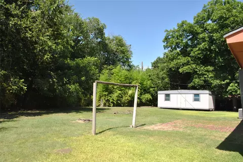 Exterior - 102 Aztec Cir, Comanche, TX 76442 photo 7 of 8
