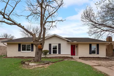 5133 Barcelona Dr, Garland, TX 75043