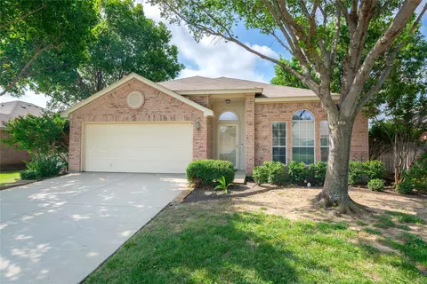 5300 Archer Dr, Fort Worth, TX 76244