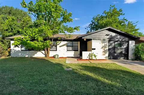 4458 Burke Rd, Fort Worth, TX 76119