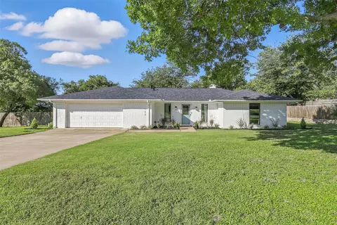 103 Mockingbird Ln, Weatherford, TX 76086