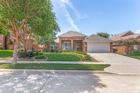 3716 Queenswood Ct, Fort Worth, TX 76244