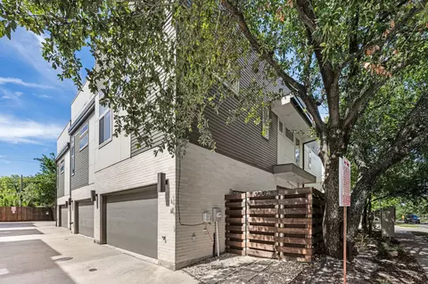 2209 Lola Ct, Dallas, TX 75206