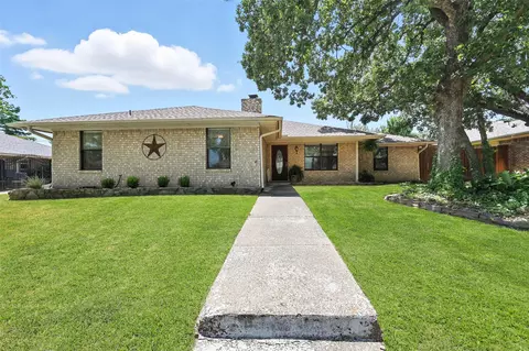 1504 Riviera Ct, Arlington, TX 76012