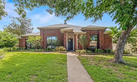 1802 Grayson Ave, Mesquite, TX 75181