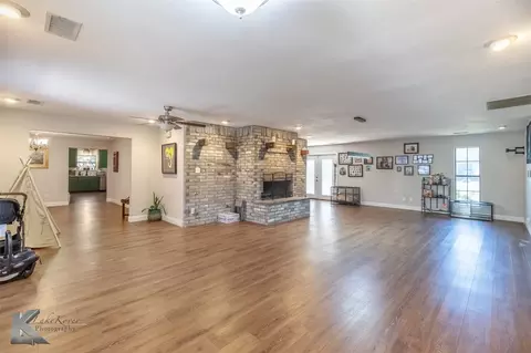1817 Smith Dr, Abilene, TX 79601 photo 4