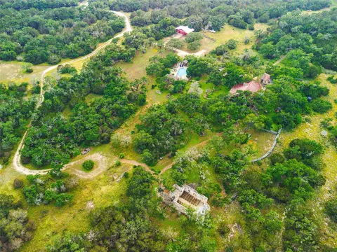1218 Oakwood Loop, San Marcos, TX 78666