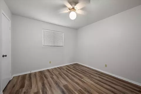 11001 Tree Lake Dr, Waco, TX 76708 photo 13