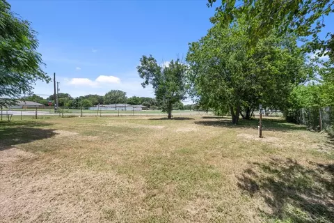 11001 Tree Lake Dr, Waco, TX 76708 photo 35