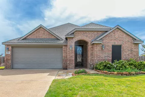 230 Oak Meadow Trl, Mcgregor, TX 76657