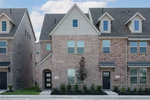 372 Greenhouse Dr, Plano, TX 75074
