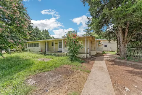 961 E Ovilla Rd, Red Oak, TX 75154