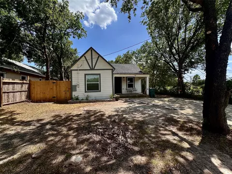 606 Hannah St, Gainesville, TX 76240